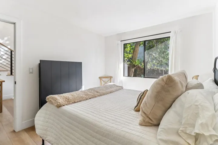 2411 Sacada Circle, Carlsbad, California 92009