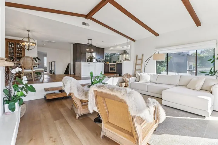 2411 Sacada Circle, Carlsbad, California 92009