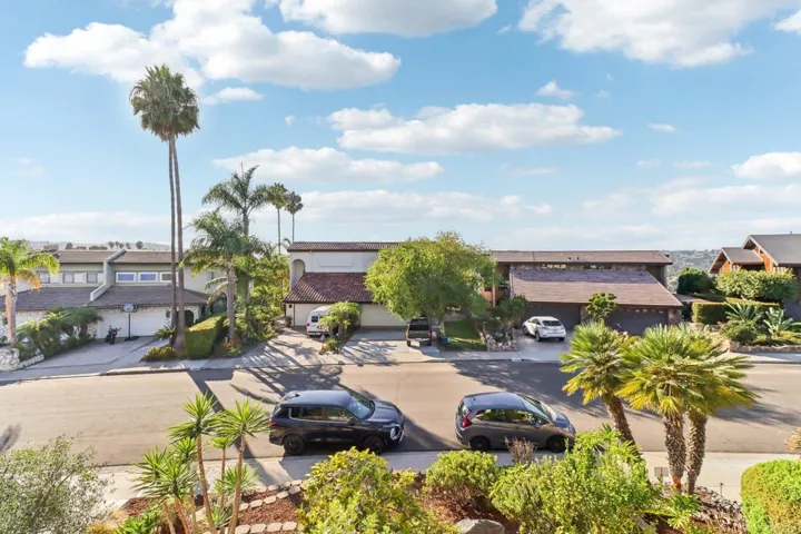 2411 Sacada Circle, Carlsbad, California 92009