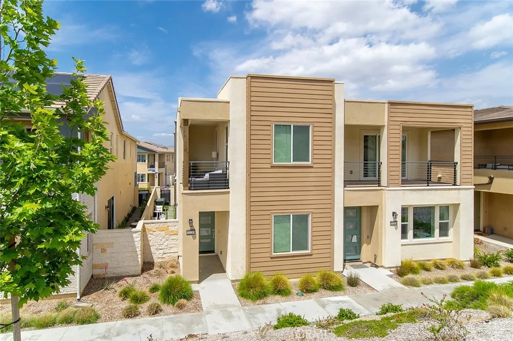 27218 Narrowleaf Willow Lane, Valencia, California 91381 home-pic-41