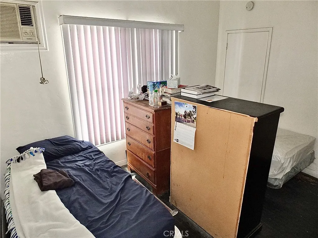 836 Atlantic Avenue, Long Beach, California 90813 home-pic-12