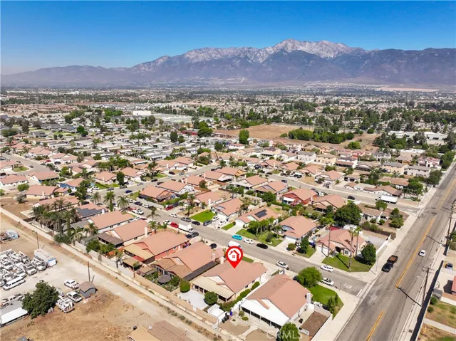 13681 Lexus Ln, Fontana, California 92335