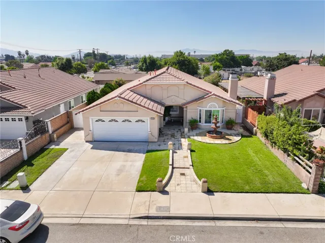 13681 Lexus Ln, Fontana, California 92335