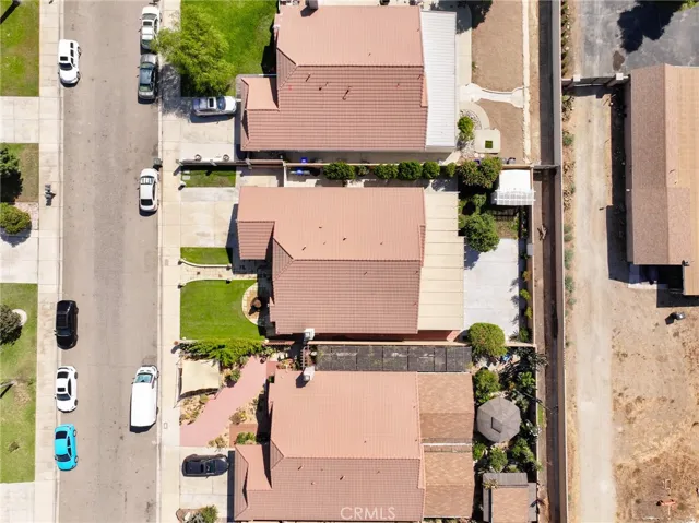 13681 Lexus Ln, Fontana, California 92335