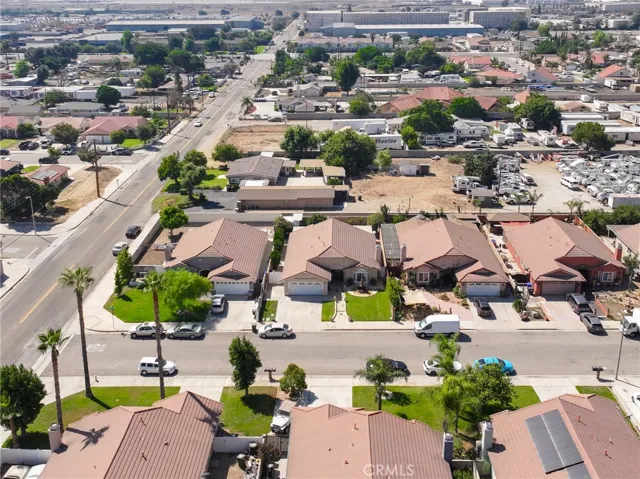 13681 Lexus Ln, Fontana, California 92335