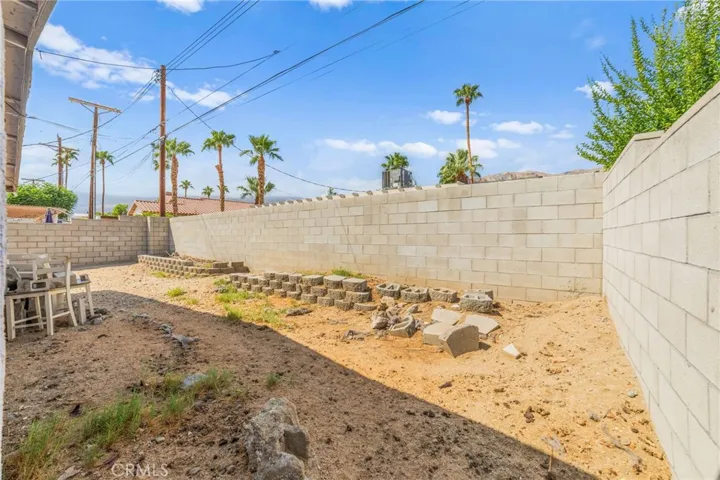 52425 Avenida Mendoza, La Quinta, California 92253