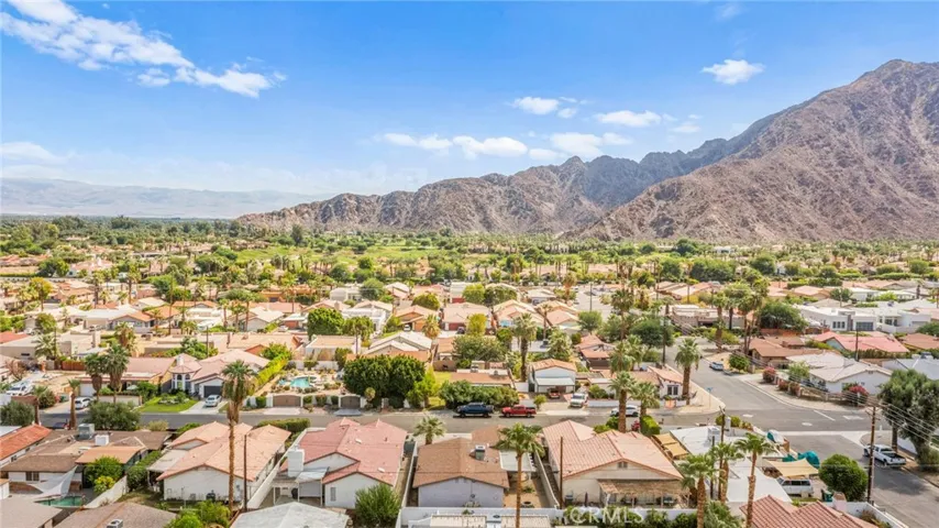 52425 Avenida Mendoza, La Quinta, California 92253
