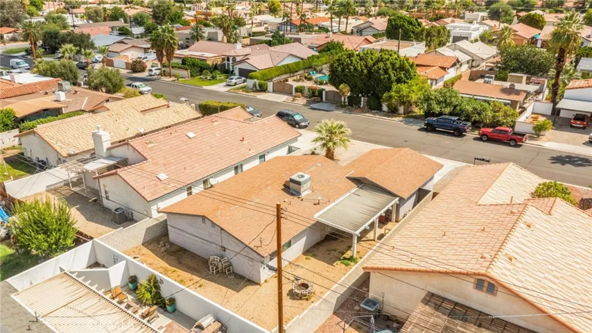 52425 Avenida Mendoza, La Quinta, California 92253
