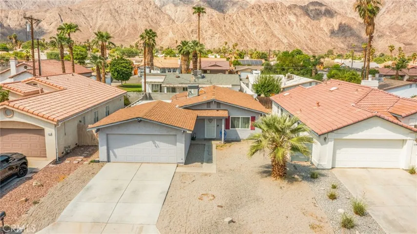 52425 Avenida Mendoza, La Quinta, California 92253