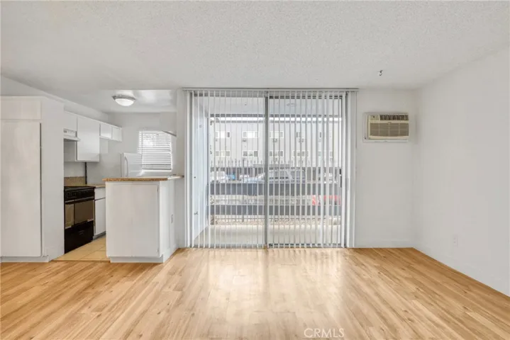 7100 Woodman Avenue, Van Nuys, California 91405