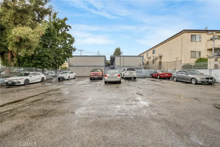 7100 Woodman Avenue, Van Nuys, California 91405