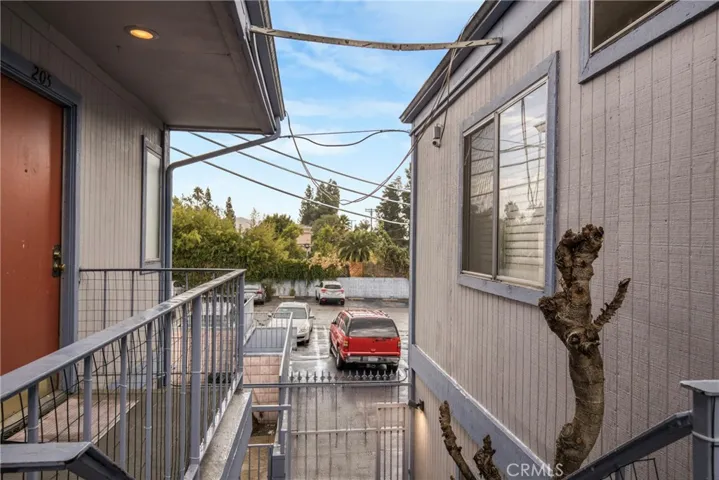 7100 Woodman Avenue, Van Nuys, California 91405