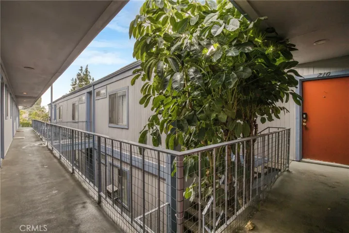 7100 Woodman Avenue, Van Nuys, California 91405
