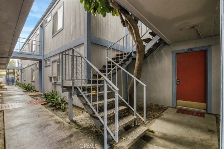 7100 Woodman Avenue, Van Nuys, California 91405