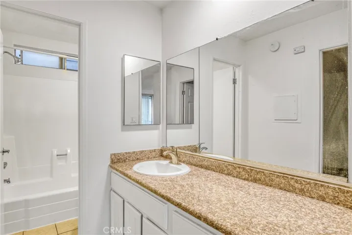 7100 Woodman Avenue, Van Nuys, California 91405