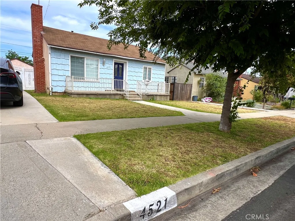 4521 Whaley, Long Beach, California 90807 home-pic-1