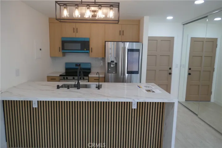 2521 W Sunflower Avenue D4, Santa Ana, California 92704
