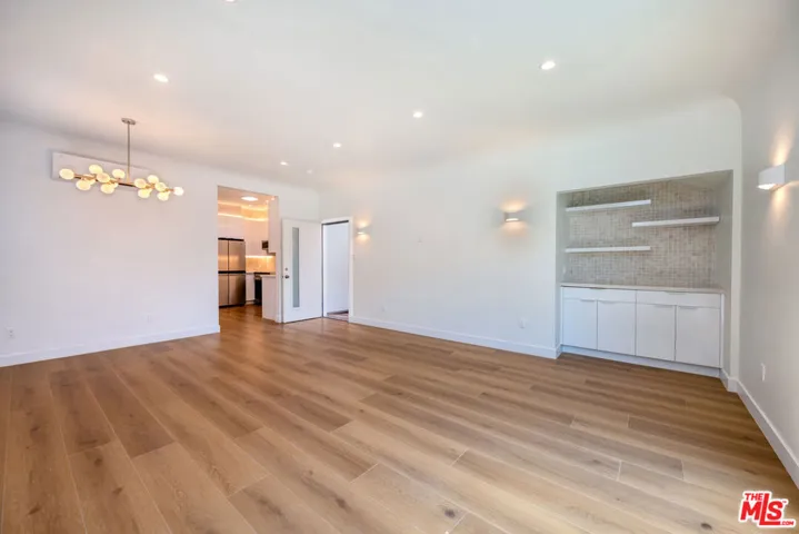 1450 S Holt Avenue, Los Angeles, California 90035
