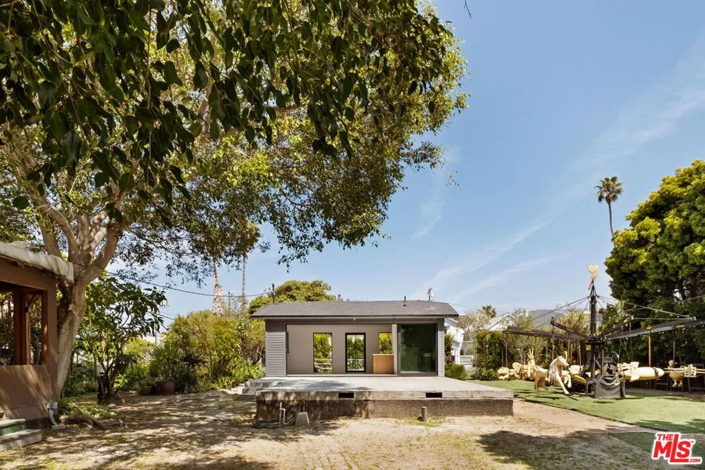 408 Linnie Canal, Venice, California 90291 home-pic-22