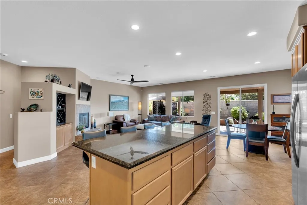 31579 Mccartney Drive, Winchester, California 92596 home-pic-17