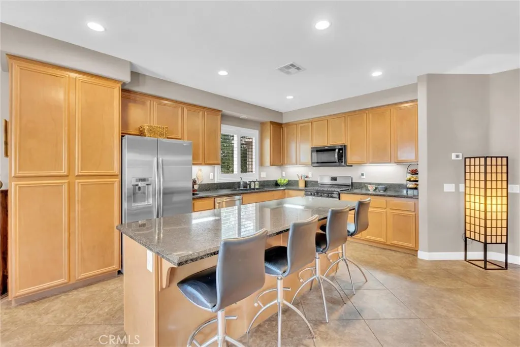 31579 Mccartney Drive, Winchester, California 92596 home-pic-15