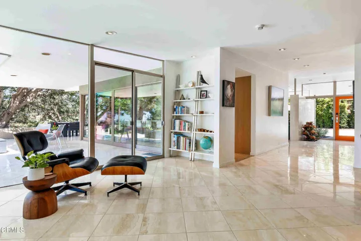 Reading area