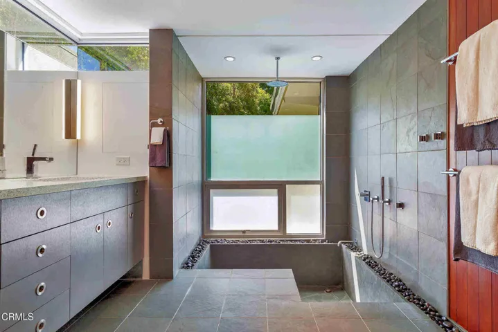 master bath 2