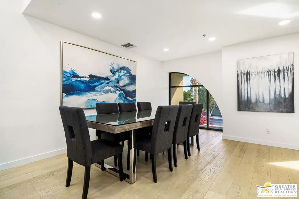 100 E Stevens Road 513, Palm Springs, California 92262 home-pic-4