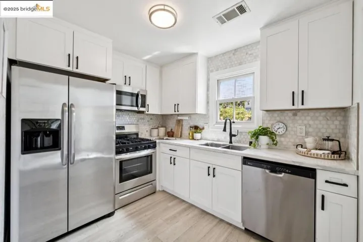 800 Delaware St 1428, Berkeley, California 94710