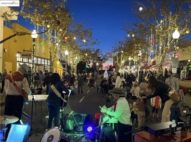 800 Delaware St 1428, Berkeley, California 94710