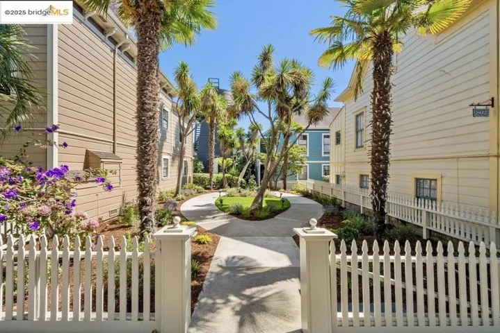 800 Delaware St 1428, Berkeley, California 94710