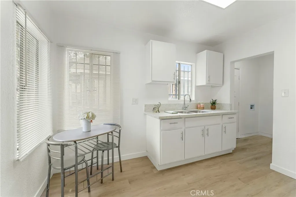 9311 S Broadway, Los Angeles, California 90003 home-pic-4