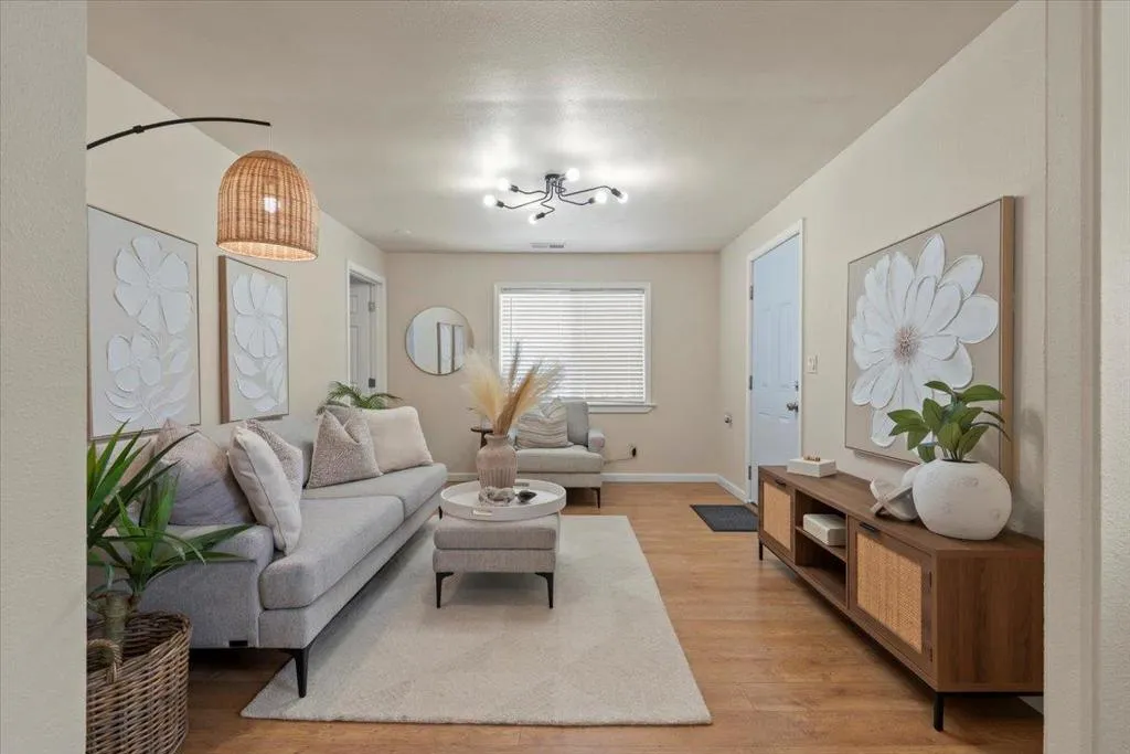 1025 N 12th Street, San Jose, California 95112 home-pic-7