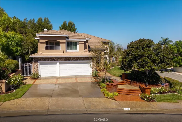 1035 S Rexford Lane, Anaheim Hills, California 92808