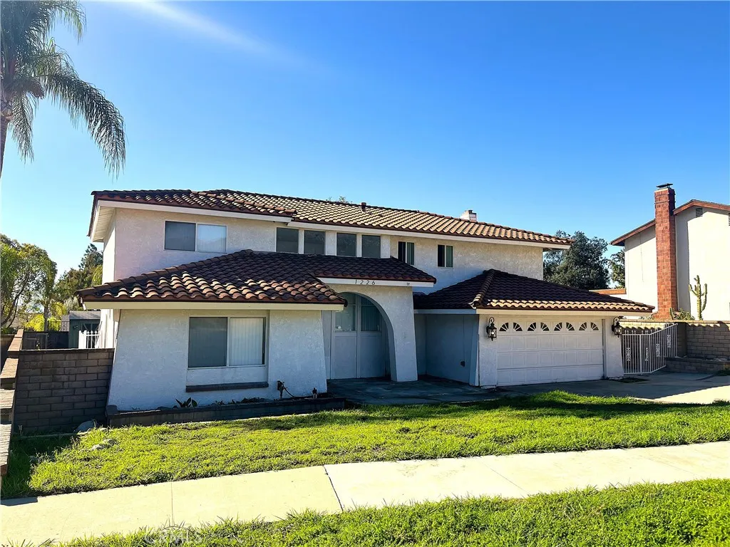 1226 Azalea Court, Upland, California 91784 home-pic-2