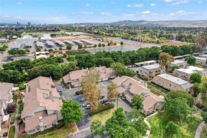 43 Glenhurst, Irvine, California 92604
