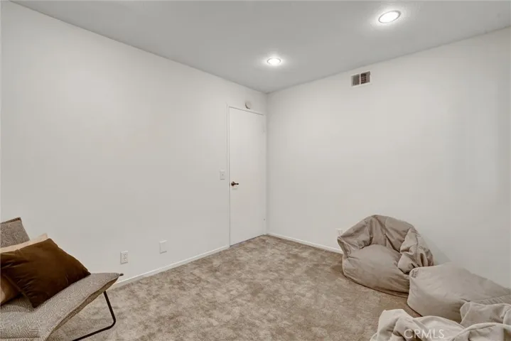 43 Glenhurst, Irvine, California 92604