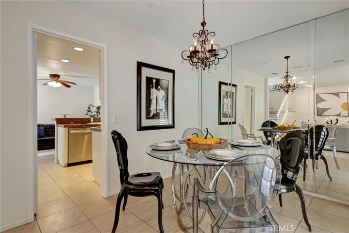 43 Glenhurst, Irvine, California 92604