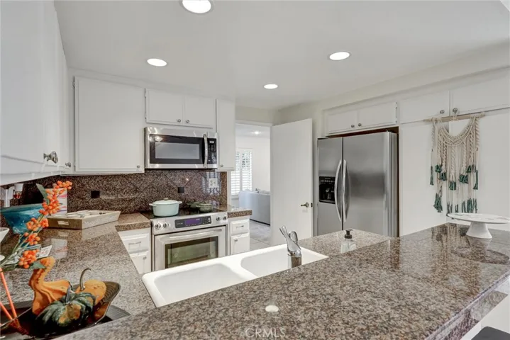 43 Glenhurst, Irvine, California 92604