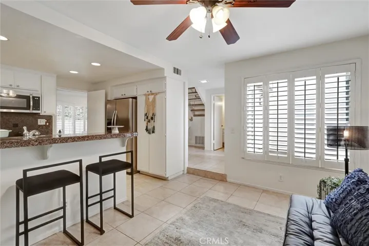 43 Glenhurst, Irvine, California 92604