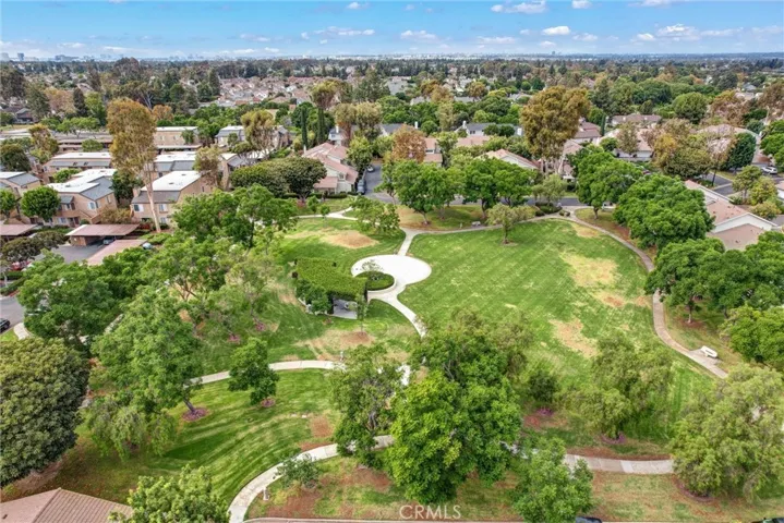 43 Glenhurst, Irvine, California 92604