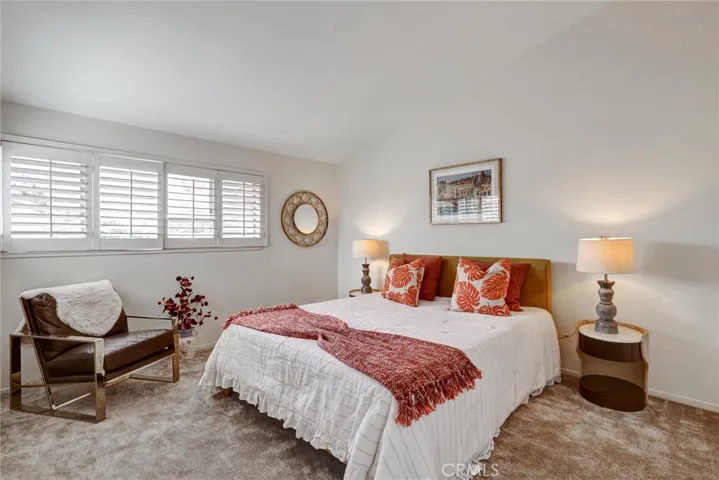 43 Glenhurst, Irvine, California 92604
