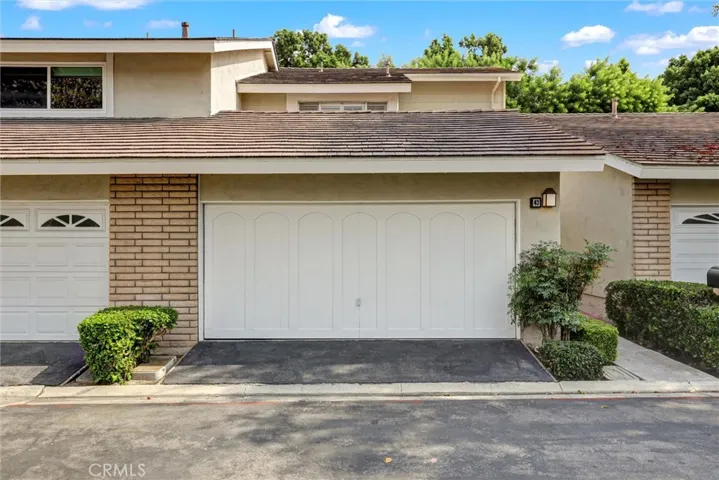 43 Glenhurst, Irvine, California 92604