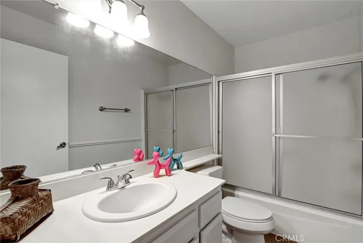43 Glenhurst, Irvine, California 92604