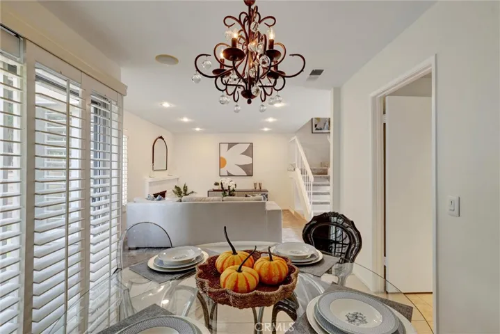 43 Glenhurst, Irvine, California 92604
