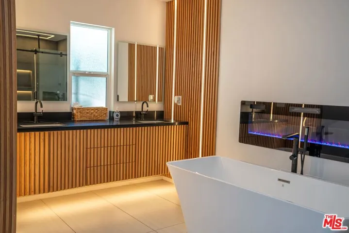 11848 Bel Terrace, Los Angeles, California 90049