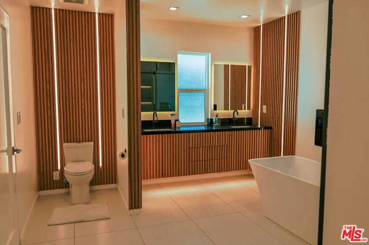 11848 Bel Terrace, Los Angeles, California 90049