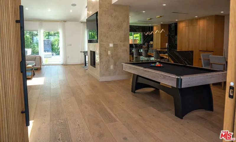 11848 Bel Terrace, Los Angeles, California 90049