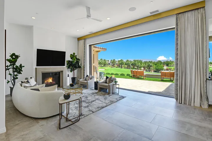 LIVING SPACE DOOR OPEN.jpg mls