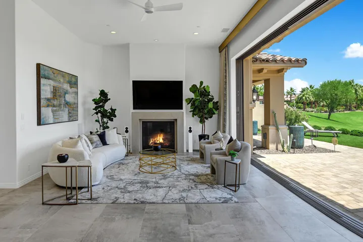 LIVING SPACE.jpg mls